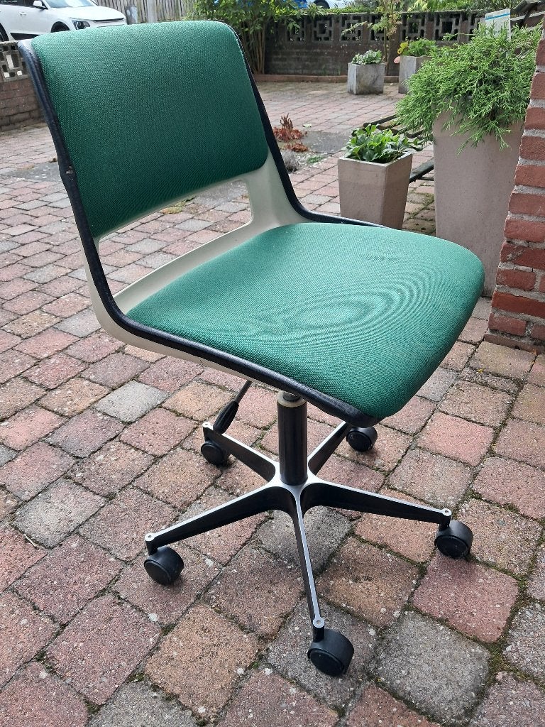 Gispen kuipstoel, Huis en Inrichting, Stoelen, Ophalen, Gebruikt, Jaren 70/80, Eén