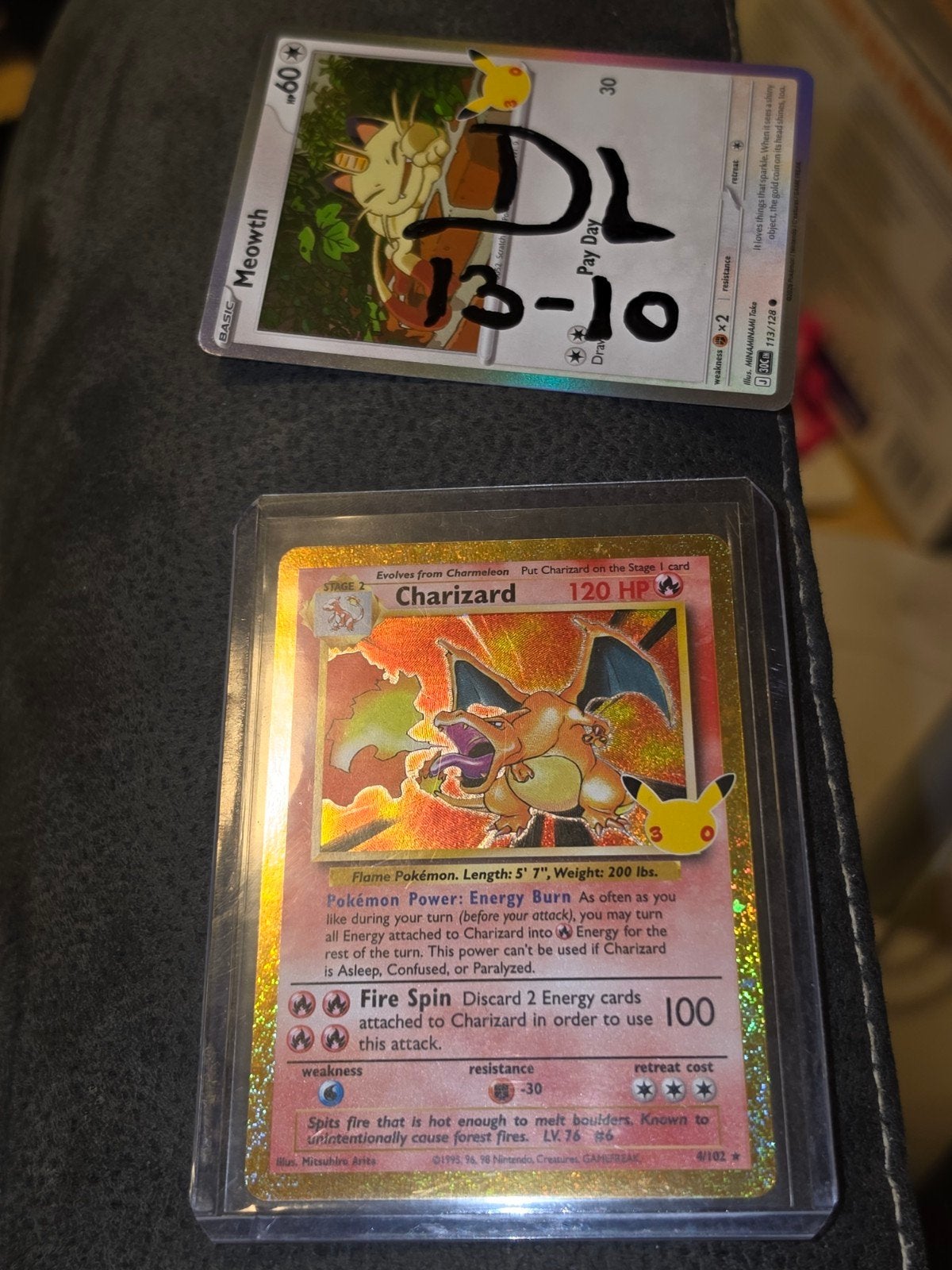 Pokémon 30th Anniversary Charizard 4/102, Ophalen of Verzenden, Nieuw, Losse kaart, Foil