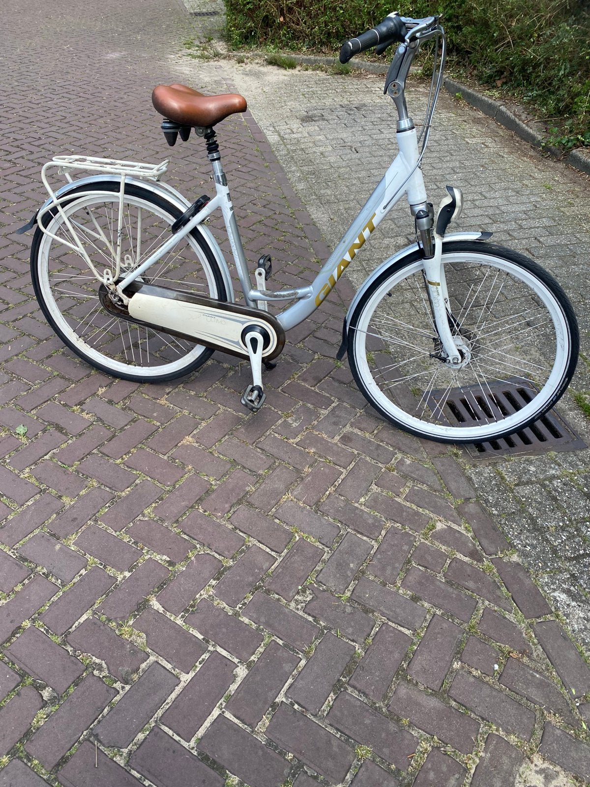 Te koop gian ultimo damesfiets, Ophalen, Versnellingen, Giant, Zo goed als nieuw