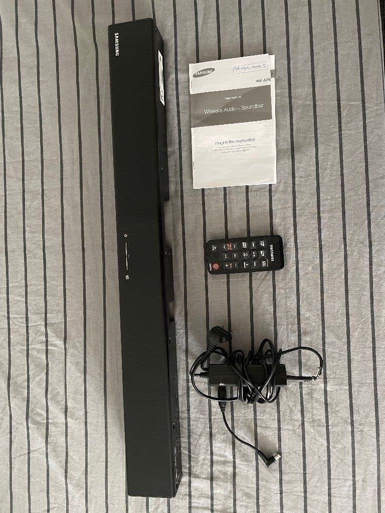 soundbar Samsung HW-J250, Ophalen, Bluetooth, Zo goed als nieuw