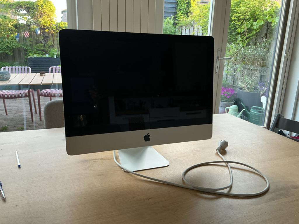 I mac 2010, Computers en Software, Apple Desktops, Ophalen, Gebruikt, IMac, Onbekend