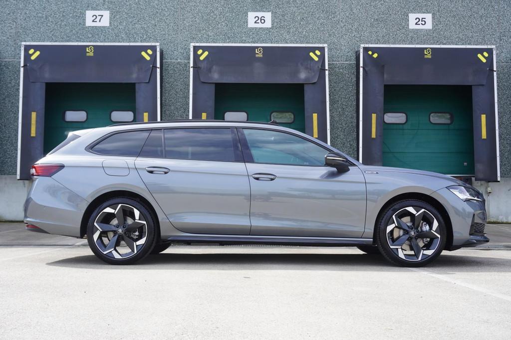 Skoda Superb Combi 1.5 TSI 204pk PHEV Sportline Business | C, Auto's, Skoda, 12 maanden, 1498 cc, Euro 6, 4 cilinders