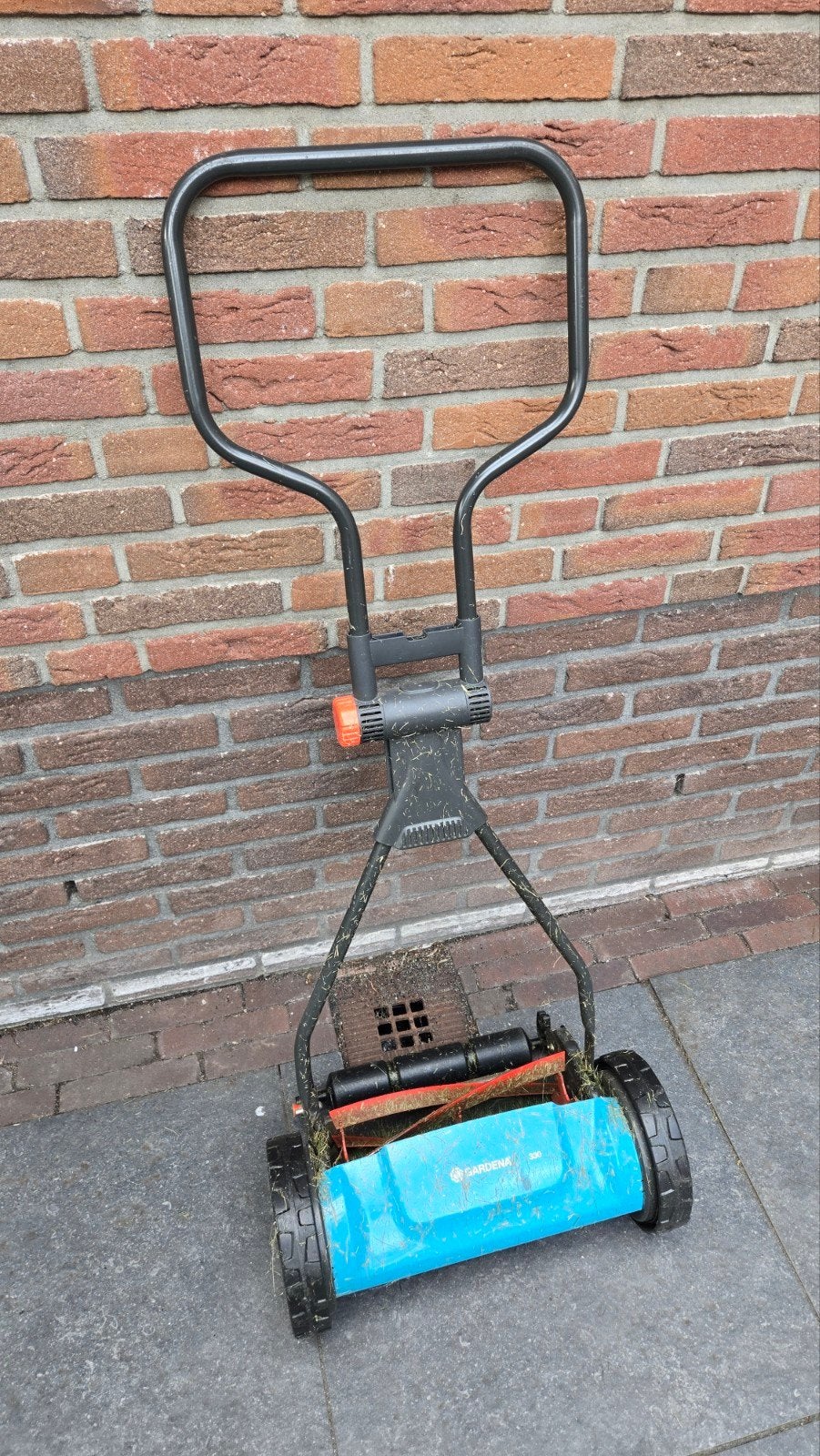 Gardena 330 Handgrasmaaier, Ophalen, Handgrasmaaier, Zo goed als nieuw, 30 t/m 39 cm