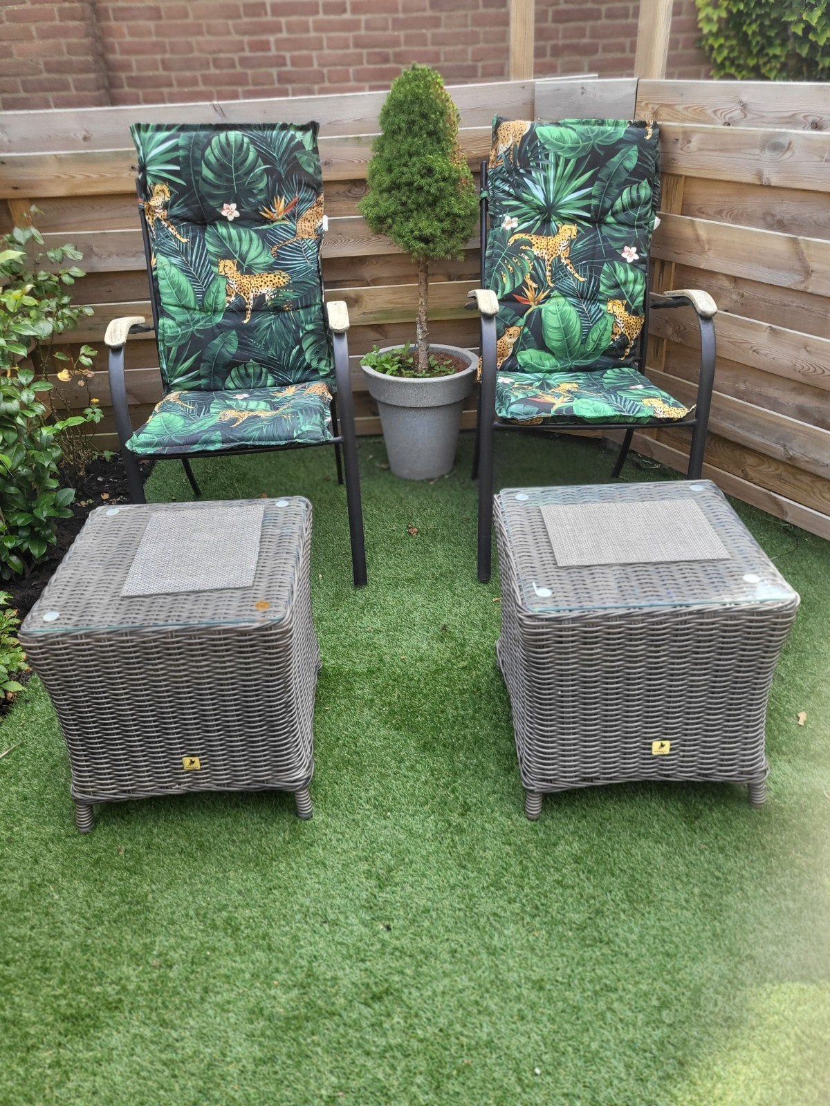 zware ijzeren tuinstoelen, Tuin en Terras, Ophalen, Zo goed als nieuw, Metaal