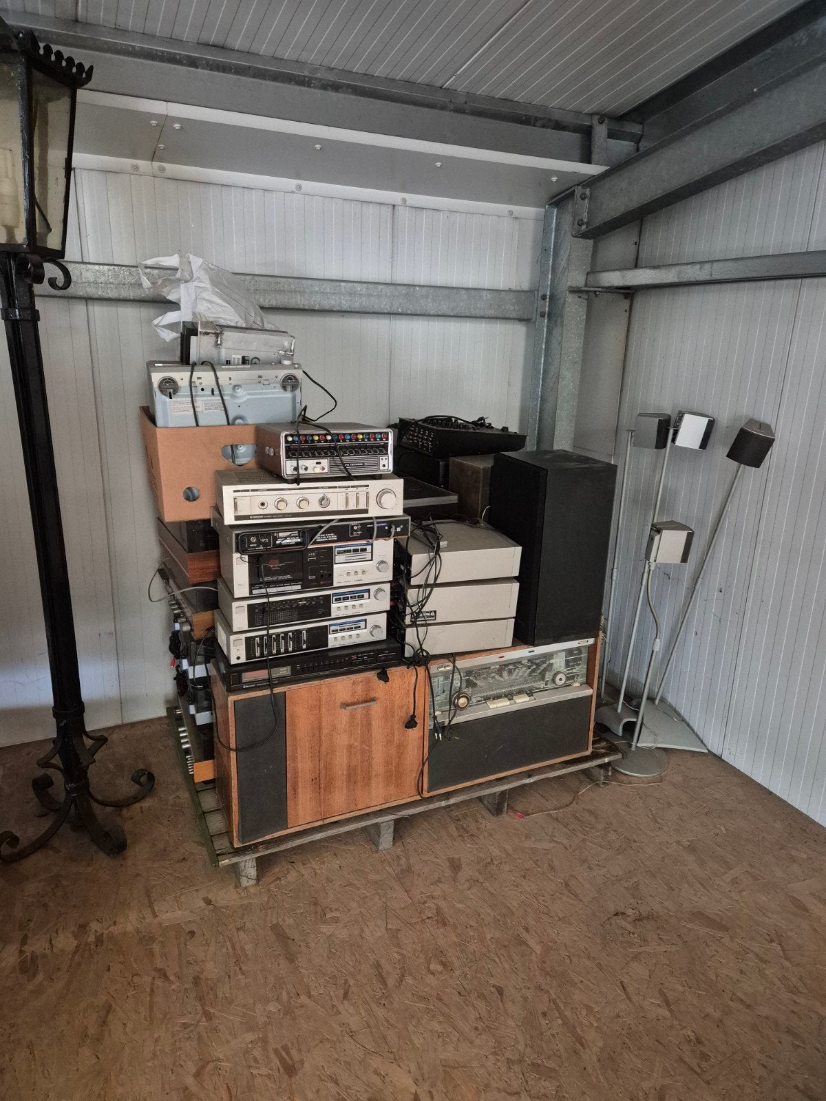 diverse vintage audio apparatuur, Ophalen