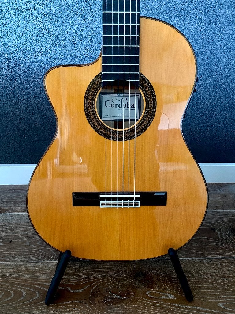 Cordoba 55FCE - Linkshandige gitaar, Ophalen, Zo goed als nieuw, Klassieke of Spaanse gitaar, Met koffer