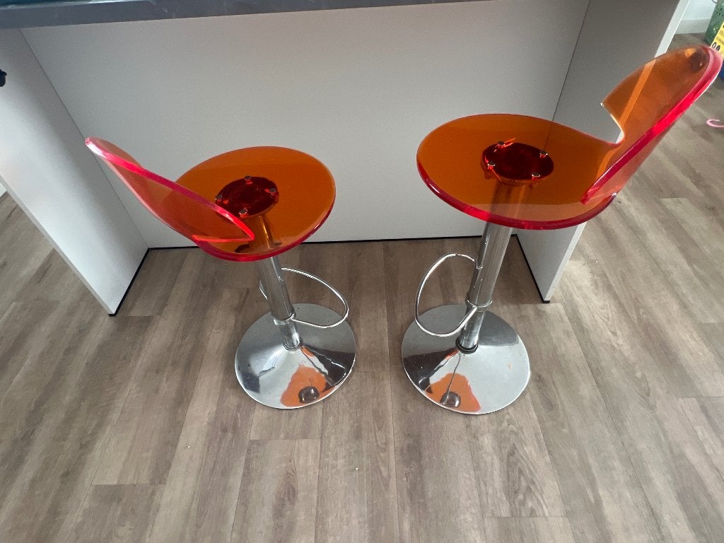 Barkrukken retro, Huis en Inrichting, Barkrukken, Ophalen, Gebruikt, 60 tot 90 cm, In hoogte verstelbaar