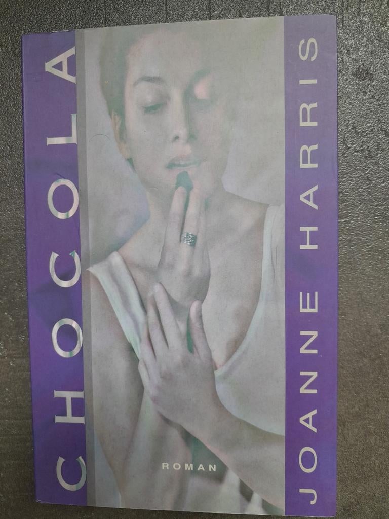 Chocola - Joanne Harris (Roman), Ophalen of Verzenden, Gelezen, Joanne Harris, Europa overig