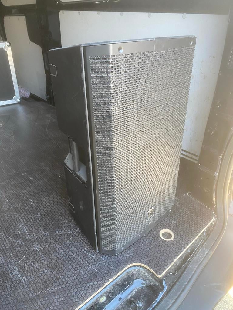 Electro Voice ZLX speakerkast (leeg), Audio, Tv en Foto, Luidsprekers, Gebruikt, Overige typen, 120 watt of meer, Overige merken