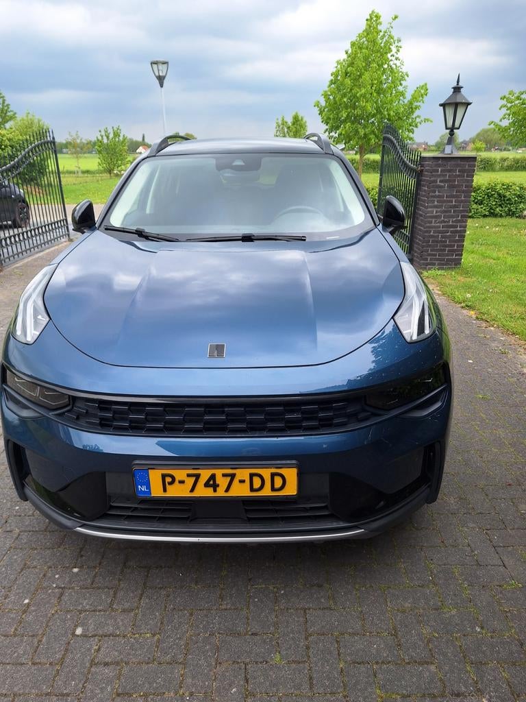 Lynk & Co 1.5TD 261pk Phev 7DCTH 2022 Blauw, 1800 kg, 120 €/maand, Trekhaak, 1854 kg