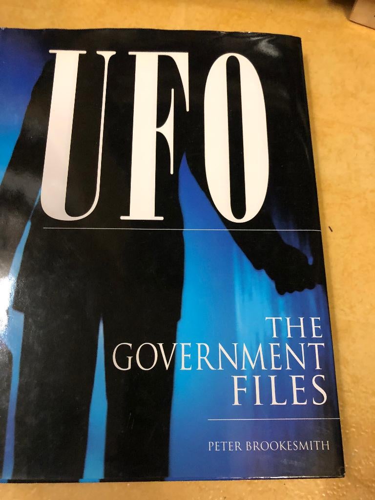 Peter Brookesmith - UFO - the government files hc met dj, Ophalen of Verzenden, Zo goed als nieuw