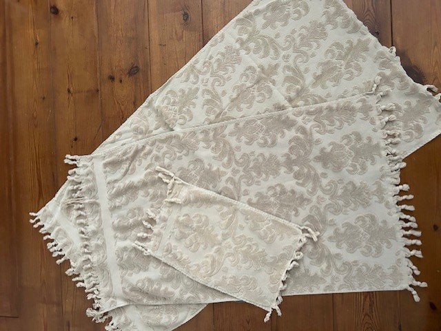 ZGAN! Set van 7 handdoeken Lifestyle beige barokprint, Huis en Inrichting, Badkamer | Badtextiel en Accessoires, Ophalen of Verzenden