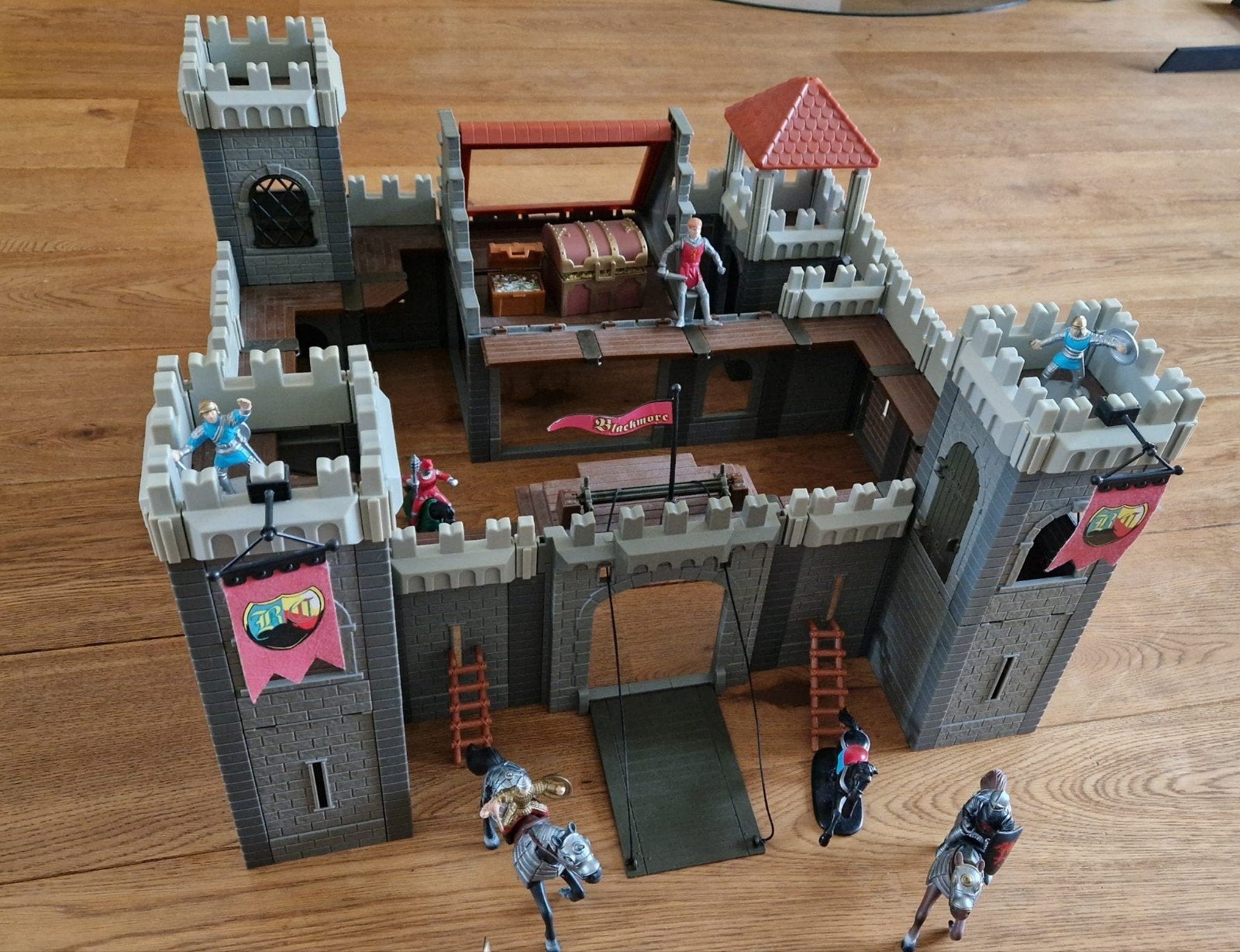 ridderkasteel, Ophalen of Verzenden, Gebruikt