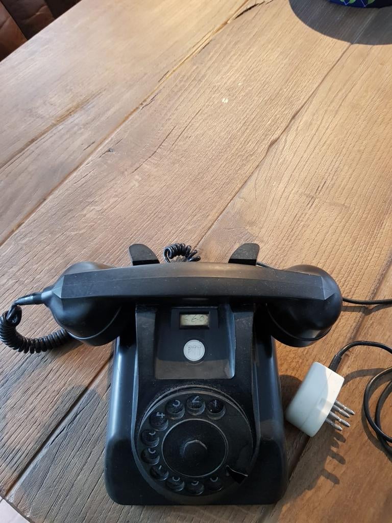 Vintage PTT Telefoon met Draaischijf - Zwart Bakeliet, Telecommunicatie, Vaste telefoons | Niet Draadloos, Ophalen of Verzenden