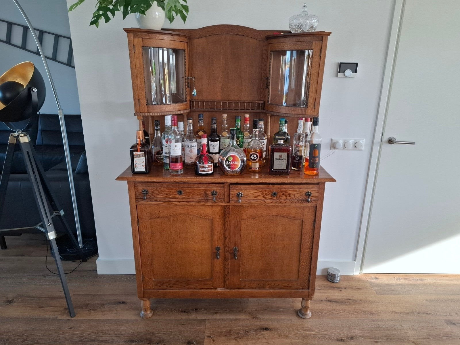 Antiek eiken buffetkast, oude kast, vintage, klassiek, Ophalen, Gebruikt