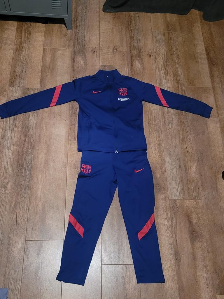 Blauw rood Barcelona pak maat 147-158, Kinderen en Baby's, Kinderkleding | Maat 152, Ophalen of Verzenden, Zo goed als nieuw, Nike