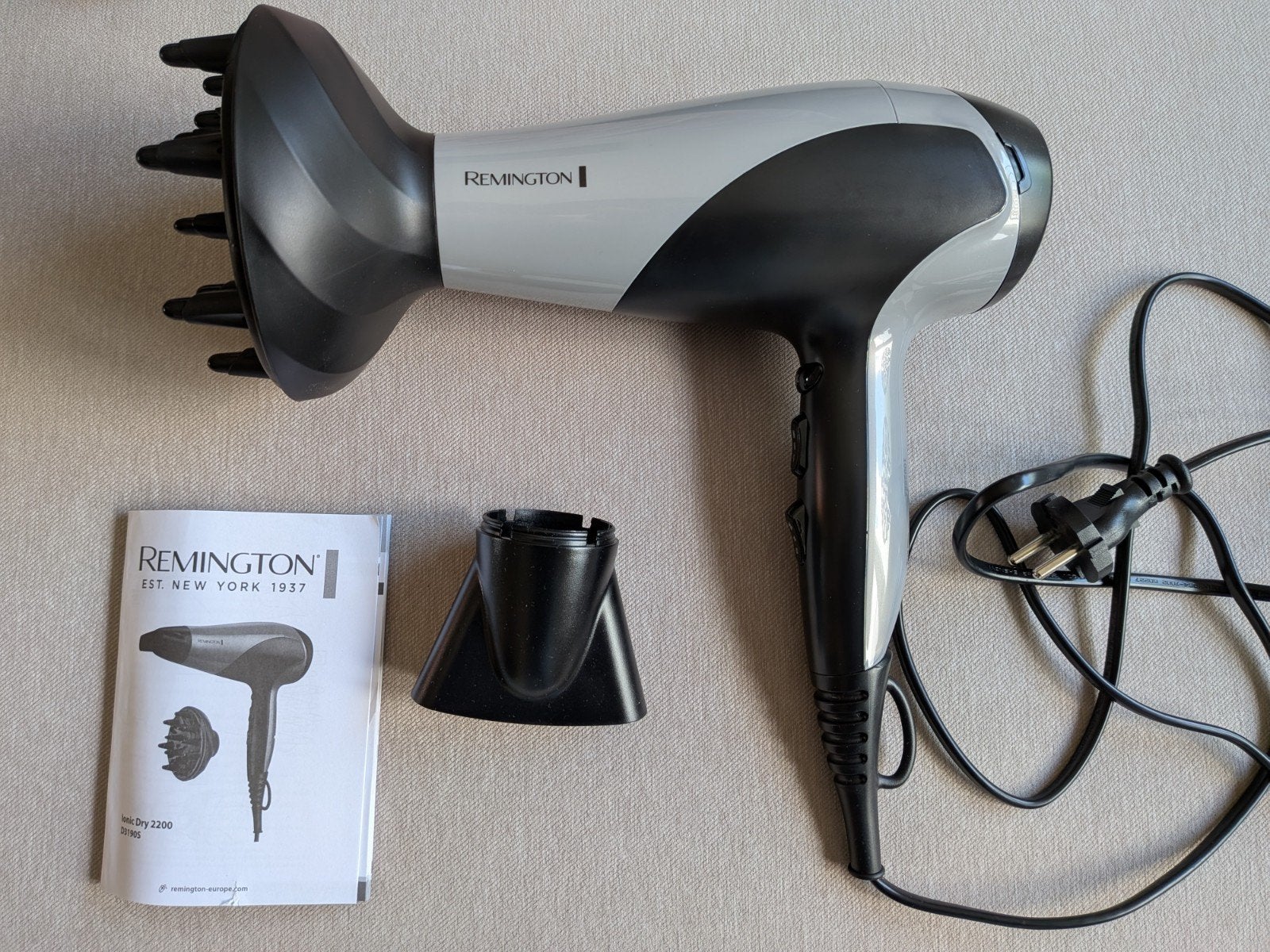 Remington D3190S 2200 Watt - Föhn, Ophalen of Verzenden, Nieuw, Haarverzorging