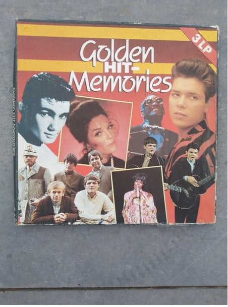 GOLDEN HITMEMORIES - LP BOX SET van 3 elpees, Ophalen of Verzenden, Zo goed als nieuw, Overige formaten