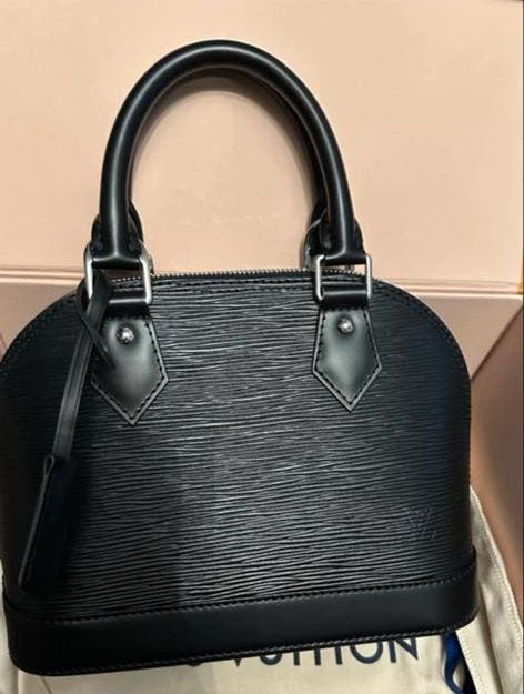 Louis Vuitton Alma BB Epi Leer Handtas- ORIGINEEL, MOET WEG, Sieraden, Tassen en Uiterlijk, Tassen | Damestassen, Ophalen, Nieuw