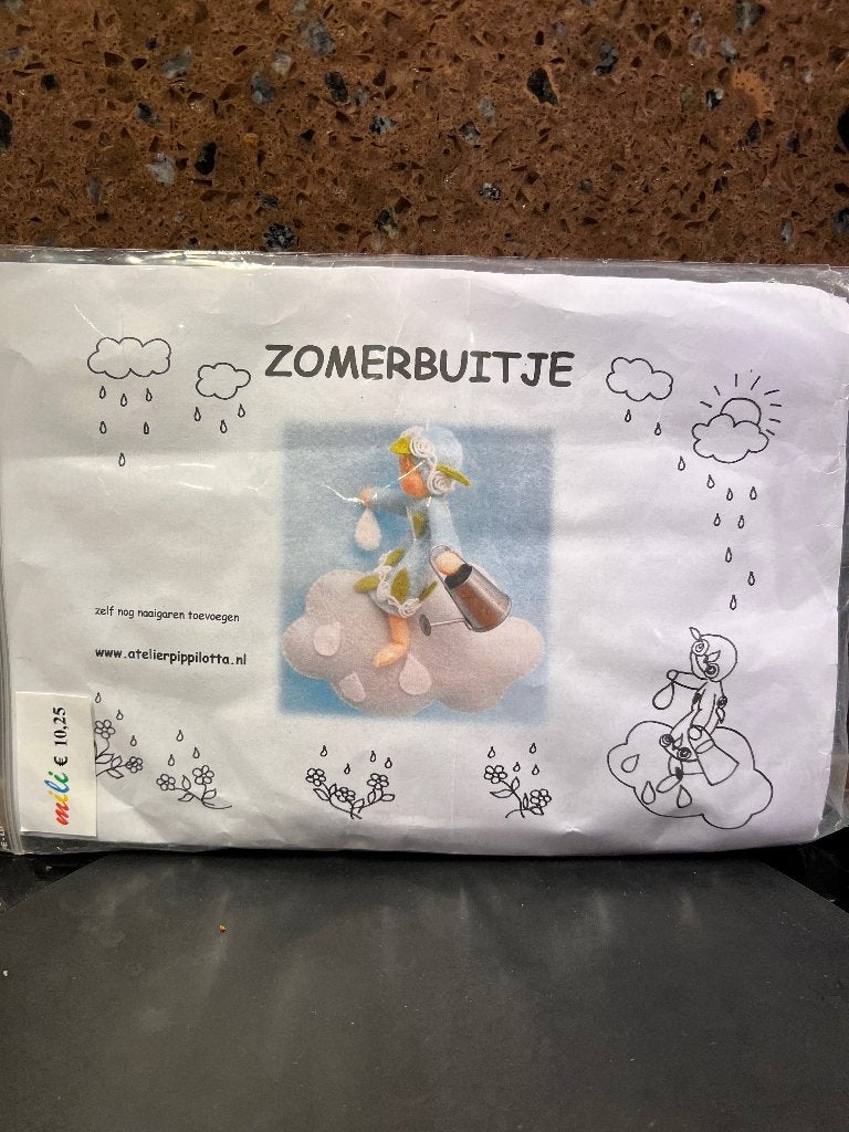 Zomerbuitje, Viltpakket, Hobby en Vrije tijd, Ophalen of Verzenden, Nieuw, Figuurtje(s), Wolvilt