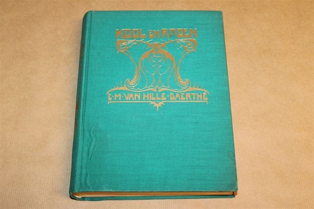 Kool en Rozen — C.M. van Hille-Gaerthe 1930, Ophalen of Verzenden, Gelezen