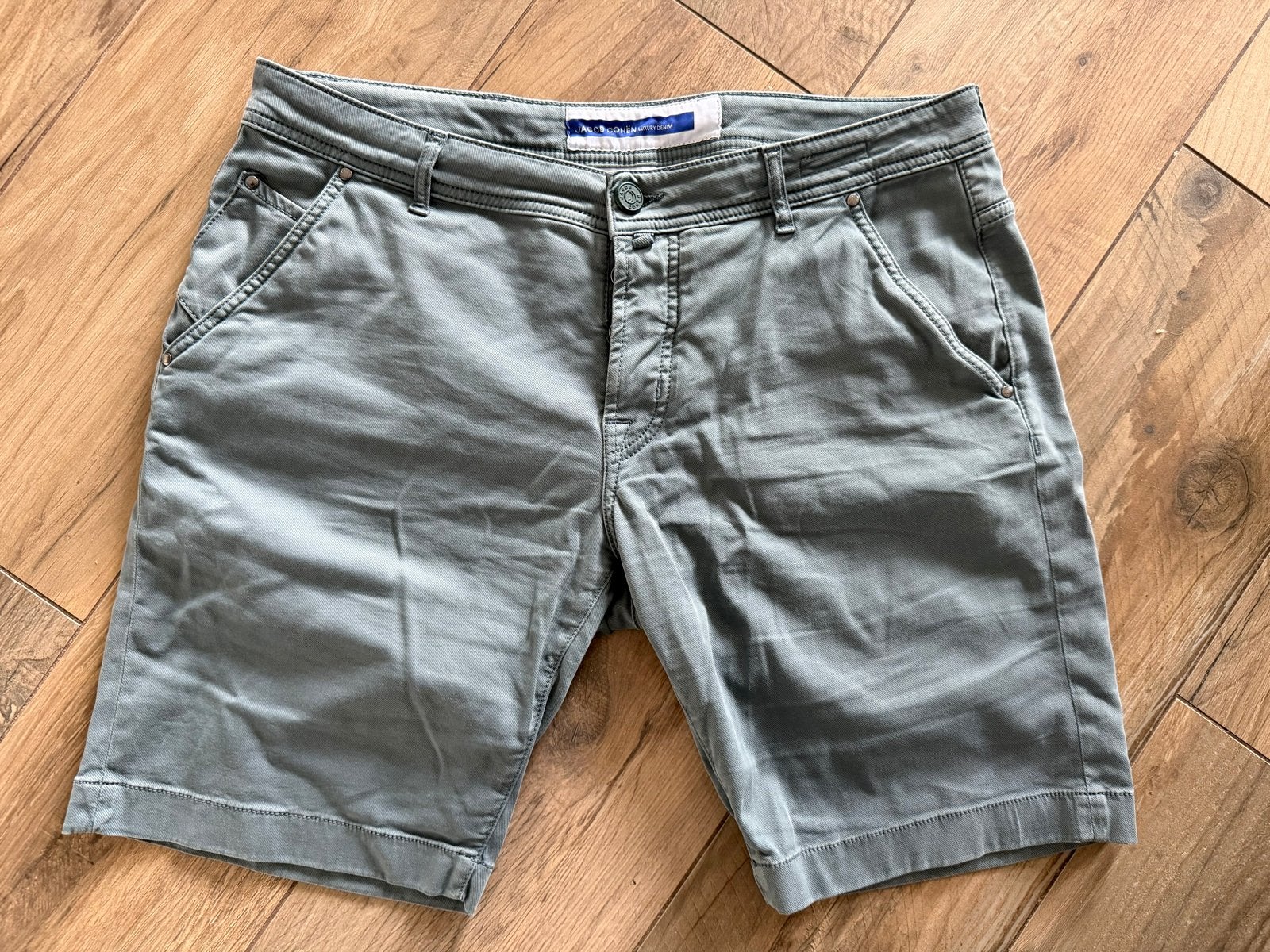 Jacob Cohën Korte Broek - Maat 36 (L), Ophalen of Verzenden, Zo goed als nieuw, Maat 52/54 (L), Grijs