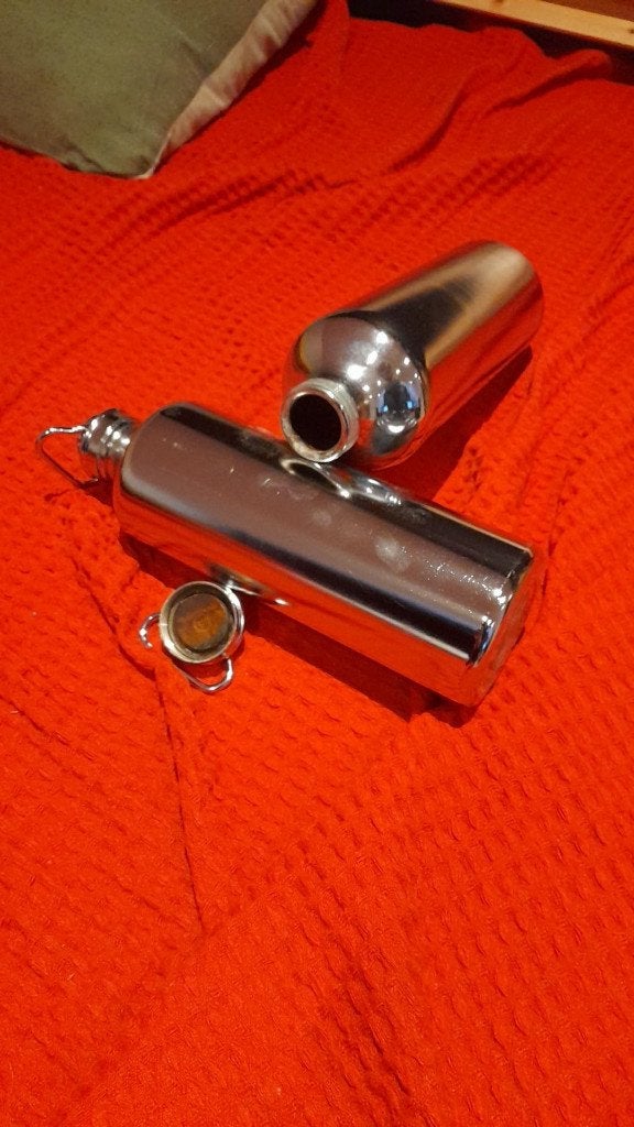 2 stuks metalen kruiken, Ophalen of Verzenden, Zo goed als nieuw, Overige typen, Overige merken