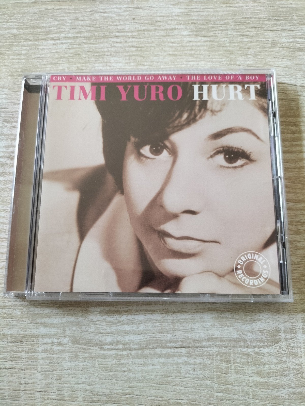 Timi yuro - hurt, Verzenden