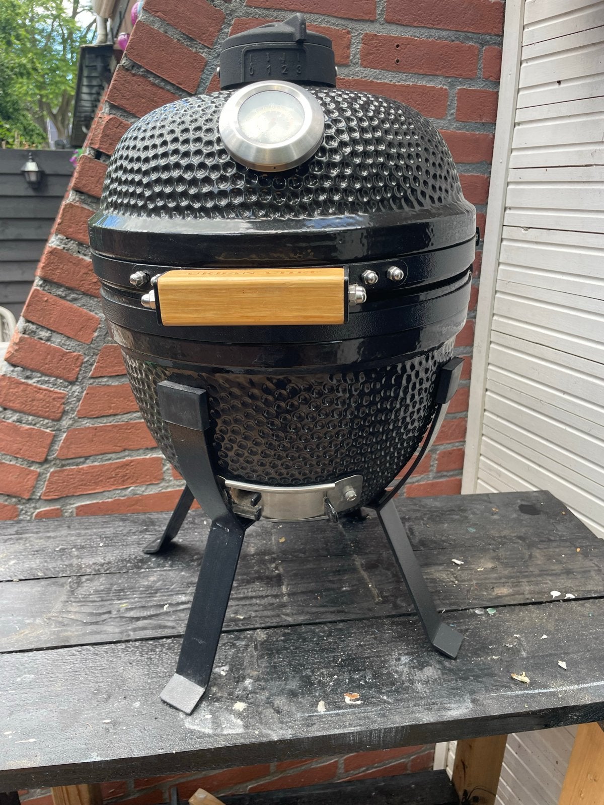 Urban Chef Kamado BBQ met onderstel en accessoires, Ophalen, Zo goed als nieuw