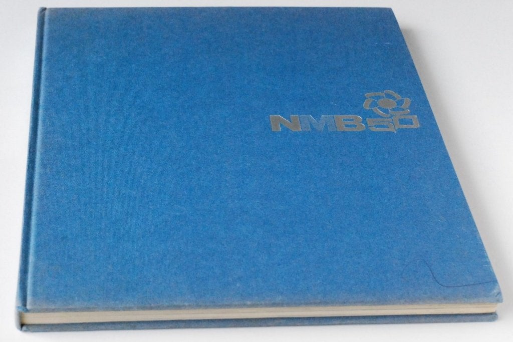 NMB50 Jubileumboek: Feesten in Nederland 1977, 20e eeuw of later, Verzenden, Zo goed als nieuw, Ton de Joode