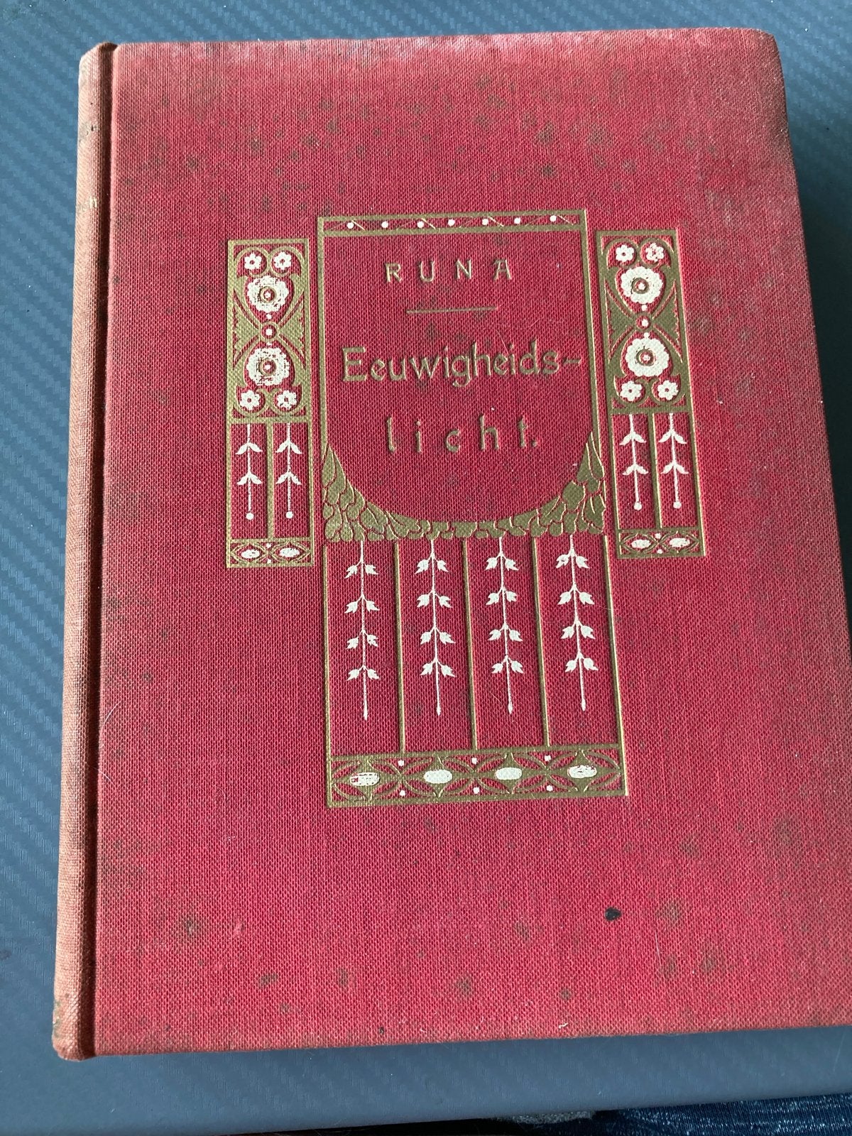Runa - Eeuwigheidslicht (Elisabeth Beskow) - Antiek Boek, Ophalen of Verzenden, Gelezen, Nederland