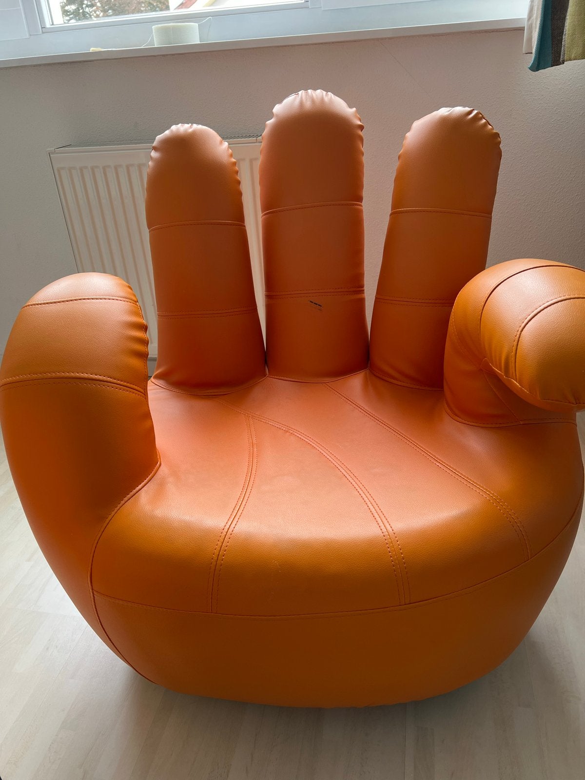 Opvallende Oranje Draaistoel in Handvorm, Kunststof, Gebruikt, Overige kleuren, Ophalen of Verzenden