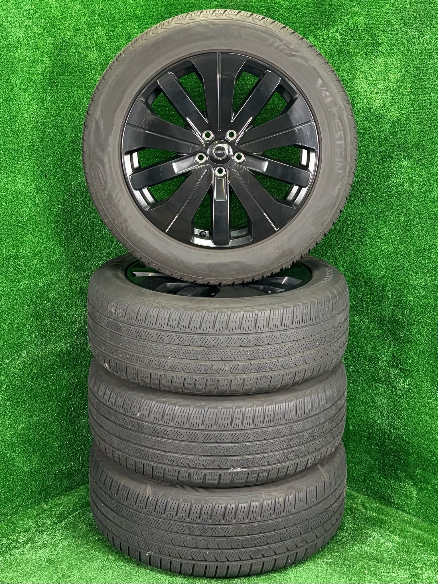 Originele 19 inch Volvo velgen met 4-seizoensbanden XC60, 19 inch, Gebruikt, -, -