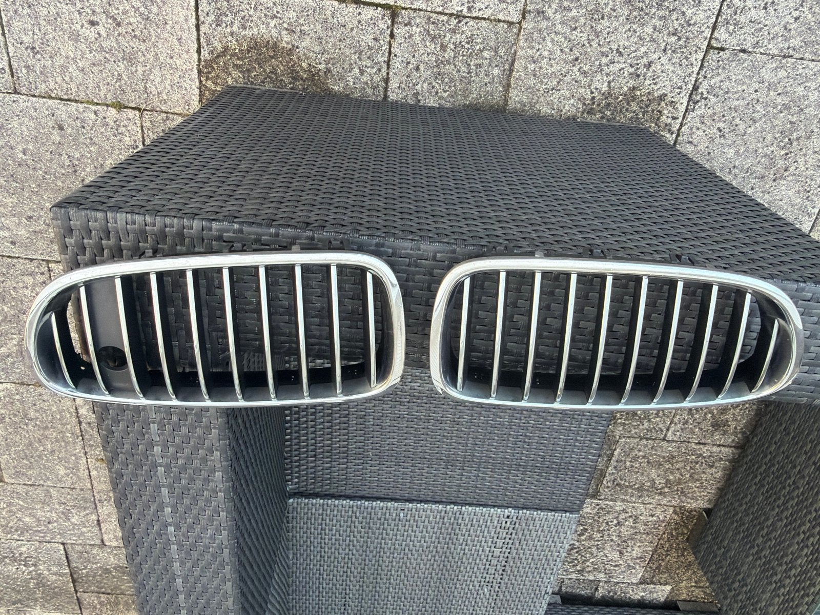BMW f10/ f11 grille set night vision m550d, Gebruikt, Voor, Ophalen of Verzenden, Bumper