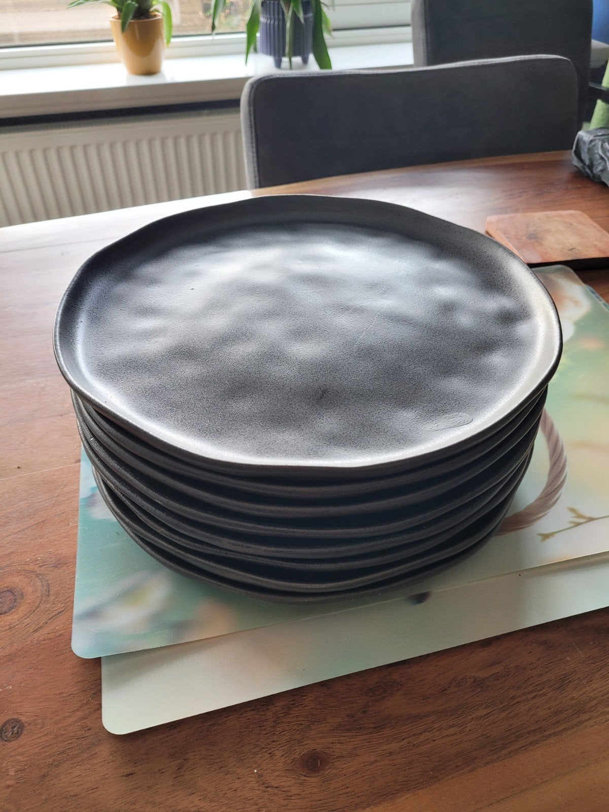 8 Nordic Style Diner Borden - Donkergrijs Keramiek, Ophalen, Gebruikt, Keramiek, Bord(en)