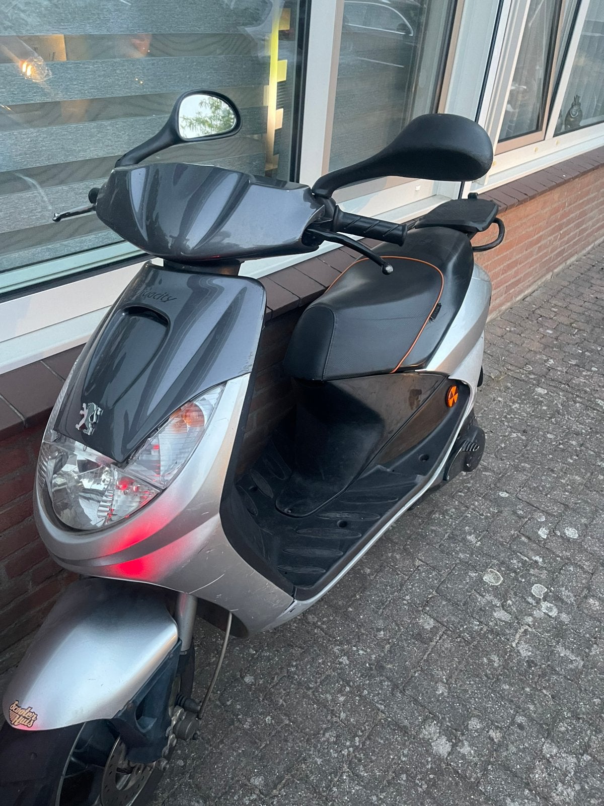 Vivacity 50cc, Fietsen en Brommers, Scooters | Peugeot, Ophalen, Zo goed als nieuw, Tweetakt, Vivacity