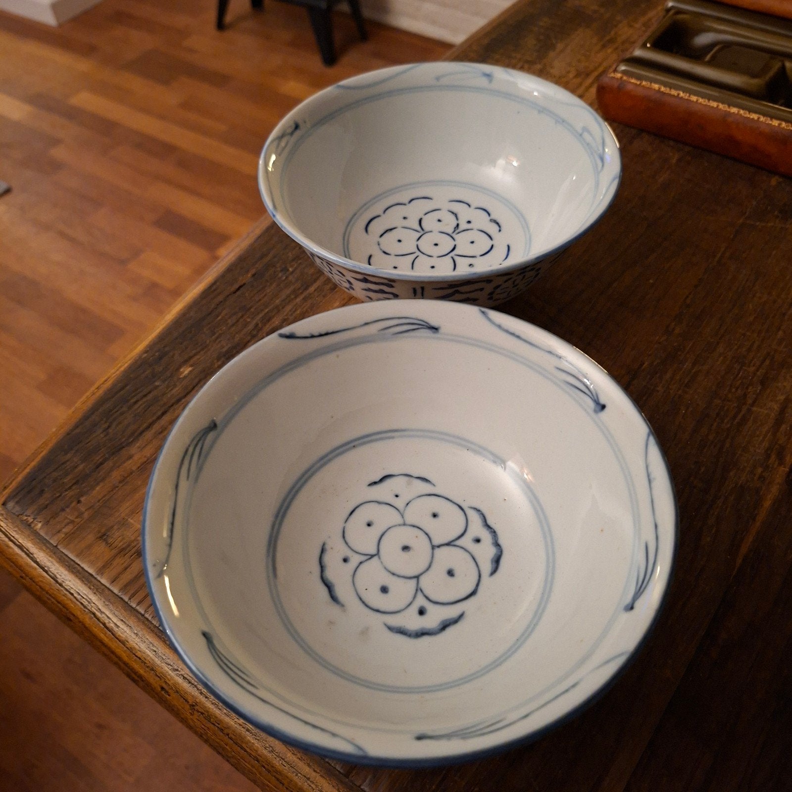 2 Min Yao Chinezen Kommen Handbeschilderd 18 bij 9 cm groot, Antiek en Kunst, Ophalen of Verzenden