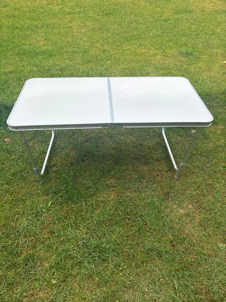 Opvouwbare campingtafel 1.20x60, Caravans en Kamperen, Ophalen of Verzenden, Zo goed als nieuw, Campingtafel