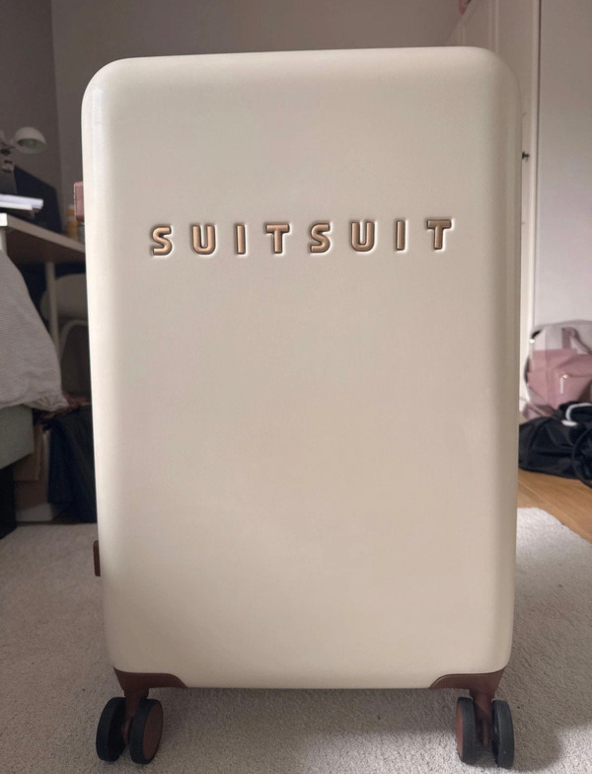 Suitsuit koffer maat M, Hard kunststof, Zo goed als nieuw, 35 tot 45 cm, Wieltjes