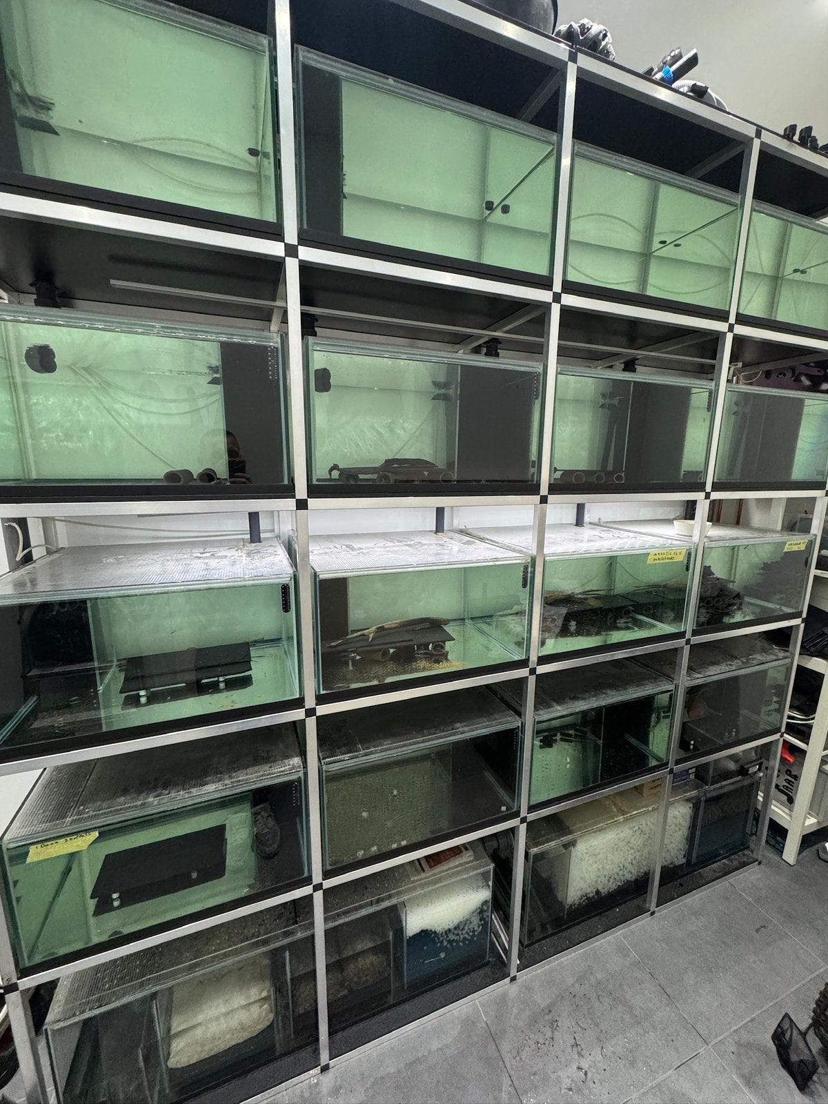 High tech Aquariumsteling kweekstelling geautomatiseerd, Ophalen, Zo goed als nieuw, Leeg aquarium