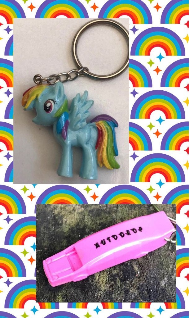 Sleutelhanger AUTODROP roze auto - fluitje - My little pony, Ophalen of Verzenden, Zo goed als nieuw, Knuffel of Figuurtje