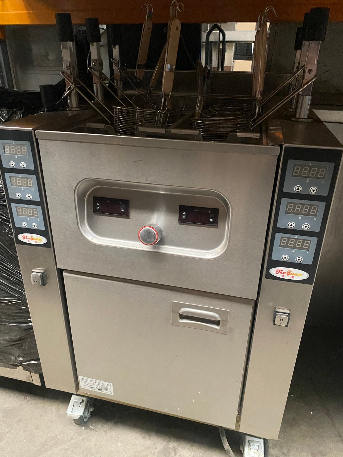 Professionele full automatische Pasta Koker / Noodle Cooker, Ophalen, Gebruikt, Fornuis, Frituur en Grillen