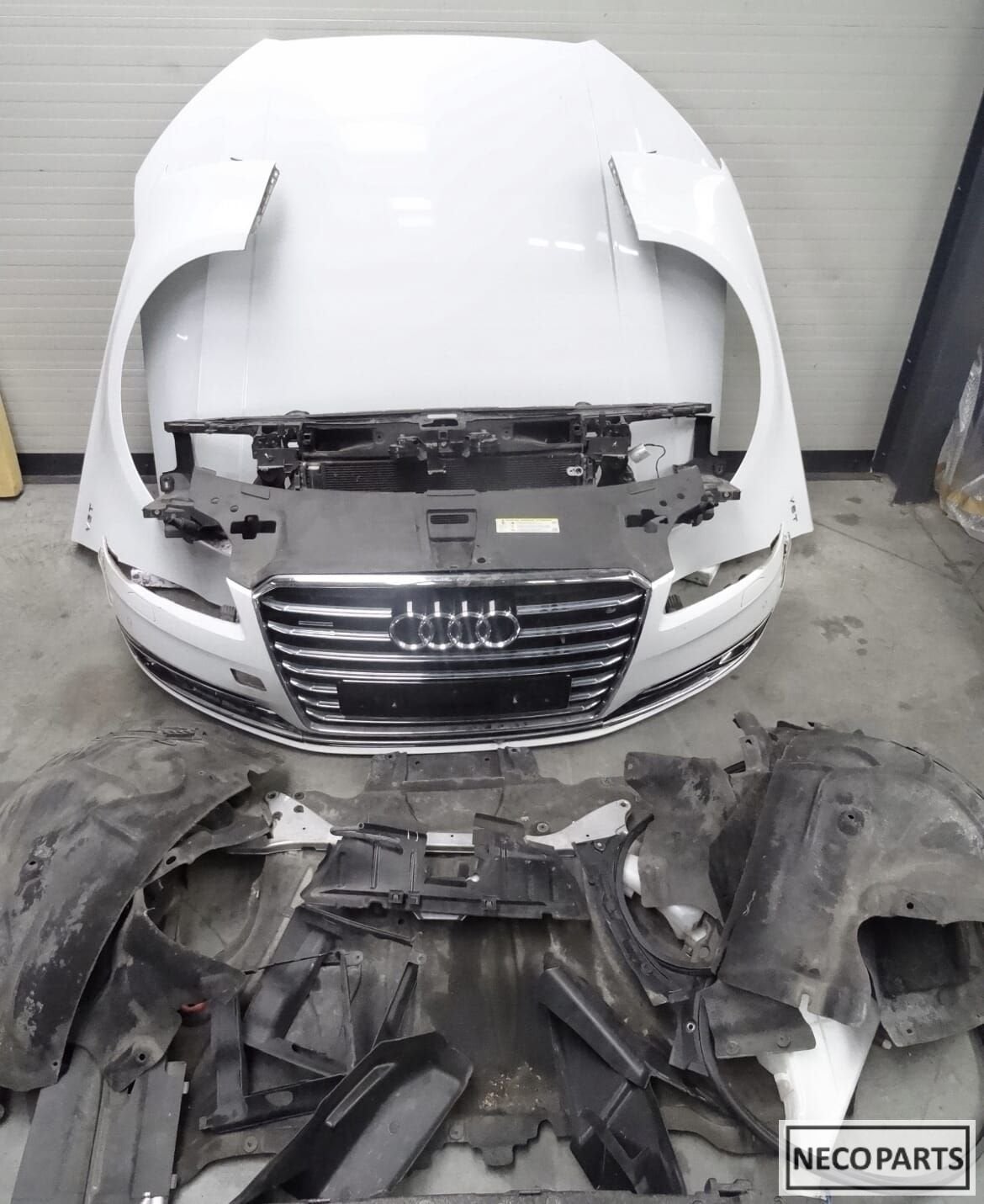 AUDI A8 D4 MATRIX LED LS9R COMPLEET VOORKOP BUMPER KOPLAMP, Gebruikt, -, Achter, -