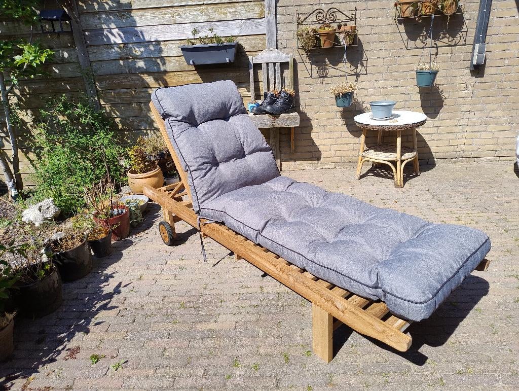 Teak houten ligbed, Tuin en Terras, Ligbedden, Ophalen, Zo goed als nieuw, Teakhout, Verstelbaar
