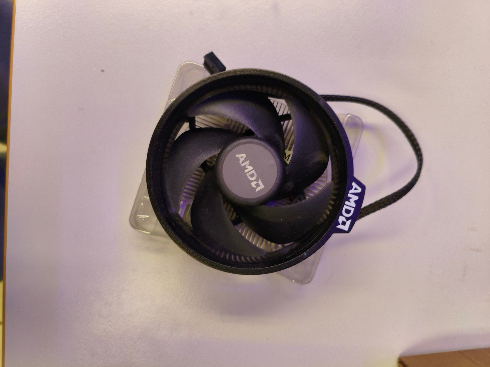 Stock amd cpu cooler, Computers en Software, Ophalen of Verzenden, Zo goed als nieuw, Luchtkoeling