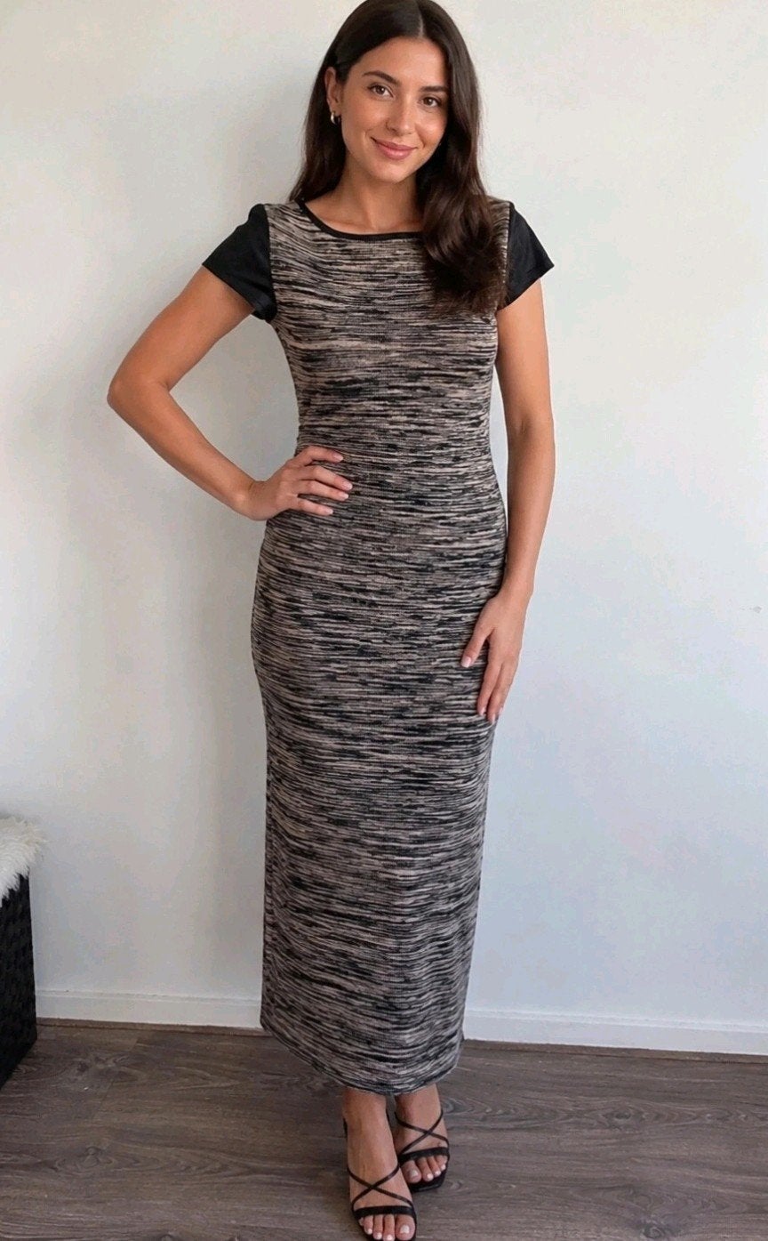 Stijlvolle New Look maxi-jurk met leerlook mouwen, Kleding | Dames, Jurken, Zo goed als nieuw, Maat 38/40 (M), Zwart, Onder de knie