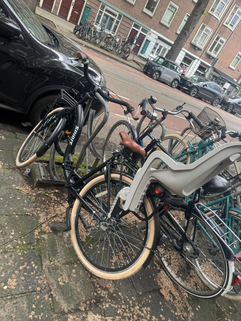 Damesfiets spirit, Fietsen en Brommers, Fietsaccessoires | Fietsstoeltjes, Zo goed als nieuw, Achterzitje, 15 t/m 25 kg, Voetsteuntjes