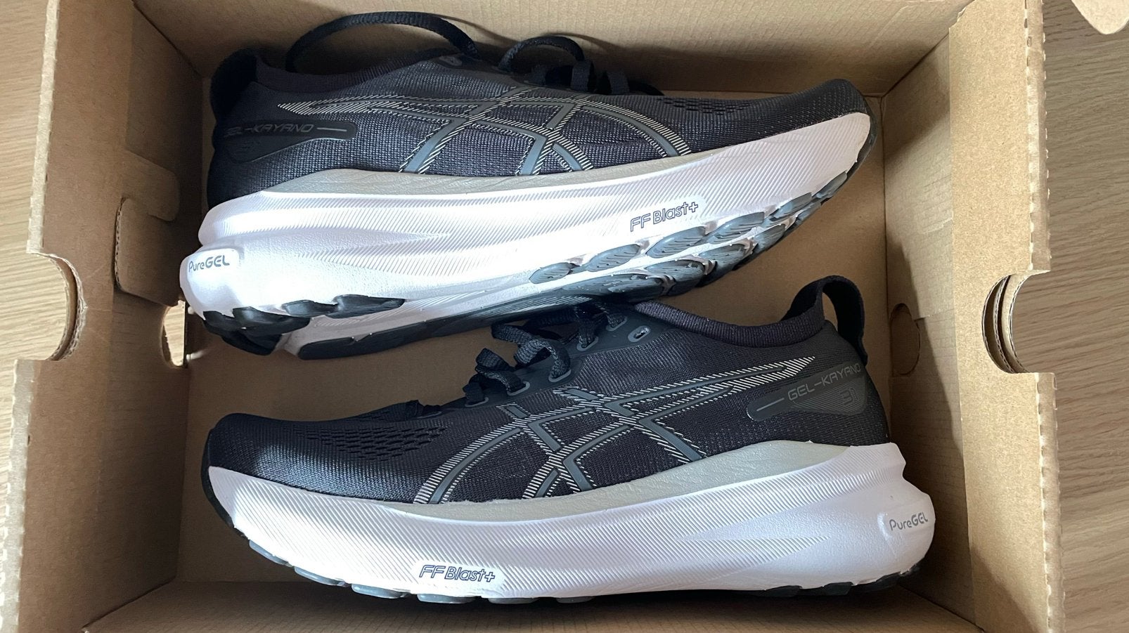 Nieuw in doos maat 39 Asics stoere hardloopschoenen zwart, Zwart, Nieuw, Ophalen of Verzenden, Sneakers of Gympen