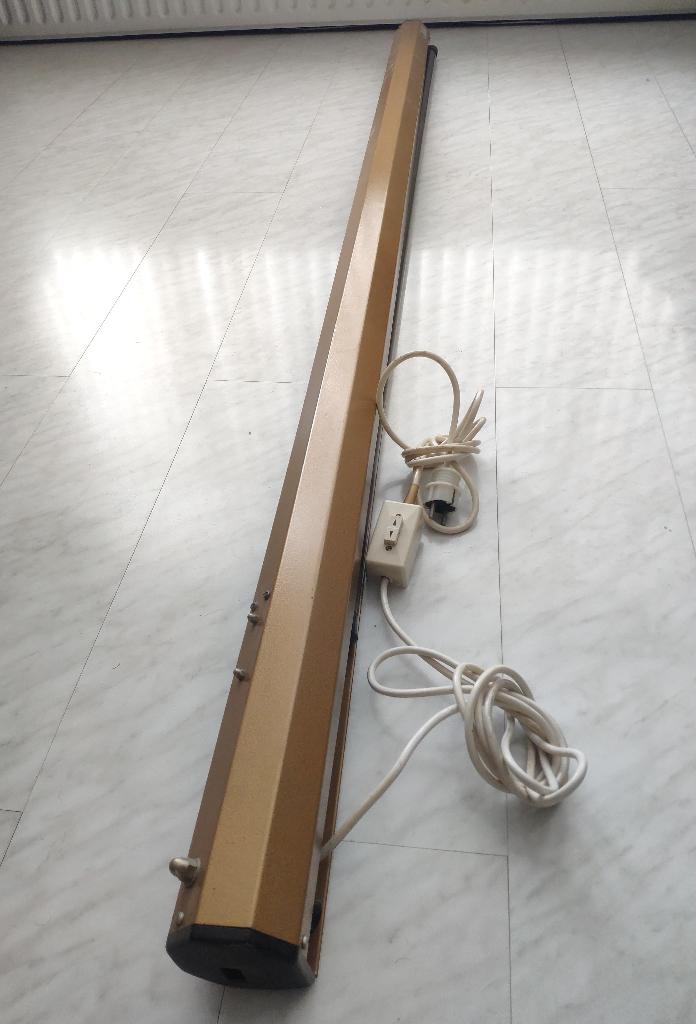 Projecta Holland elektrisch projectiescherm 180 cm vintage, Ophalen, Elektrisch, Niet werkend