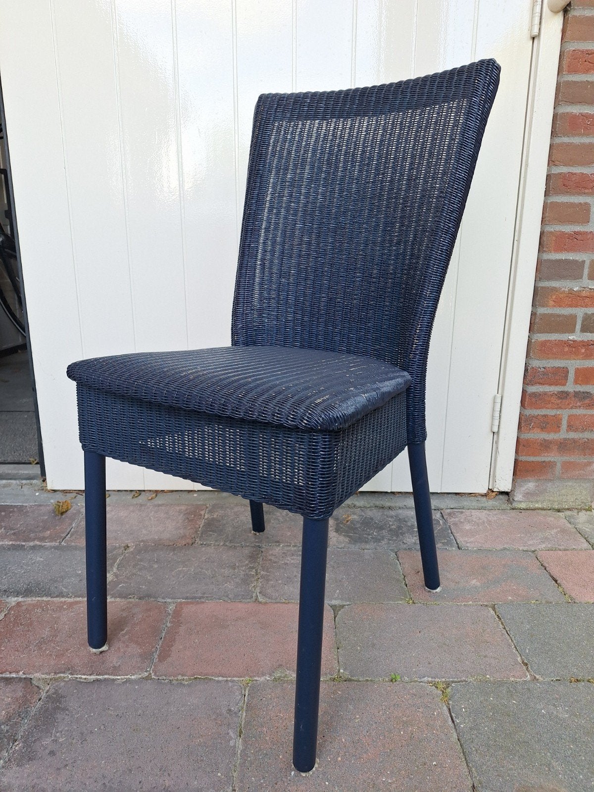 Lloyd Loom stoel - Donkerblauw - in goede staat, Ophalen, Gebruikt, Blauw, Riet of Rotan